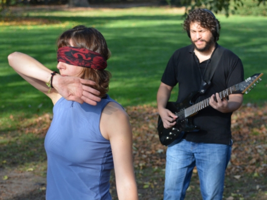 hear-me-to-see-you11